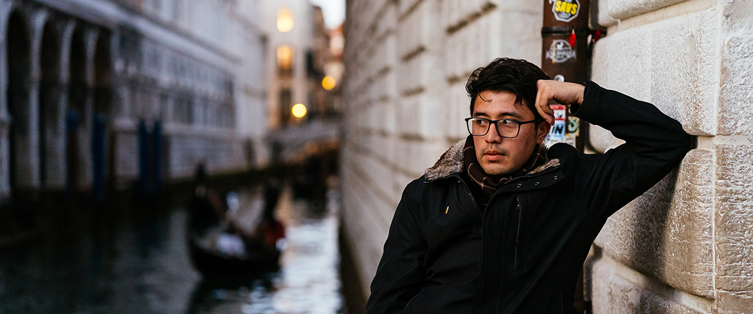 Aaron at the Bridge of Sighs